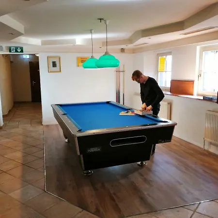 Hostel-badgoisern1