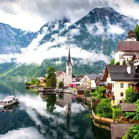 Hostel Bad Goisern ホテル バート・ゴイーザーン